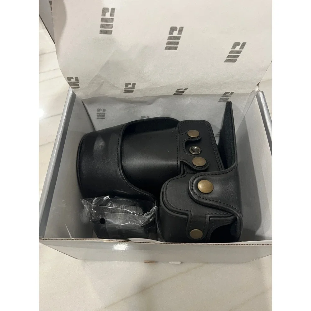 MegaGear Sony Alpha A7S II, A7R II, A7 II (28-70mm) Ever Ready Leather case